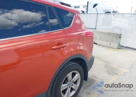 2015 Toyota Rav4 Xle from USA, damaged, VIN 2T3RFREV3FW342142
